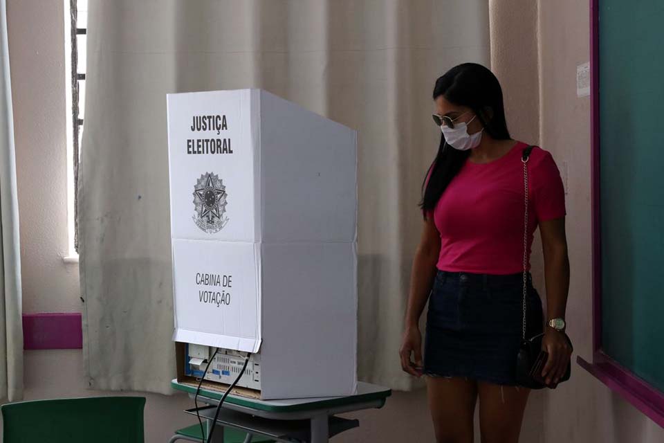  Eleições 2022 mantêm maioria do eleitorado feminina, com 53%