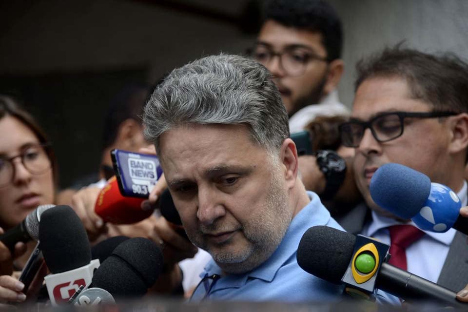 TRE-RJ mantém condenação do ex-governador Anthony Garotinho