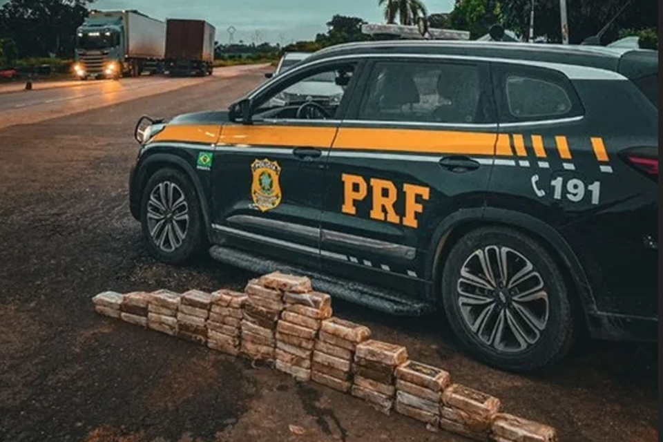 PRF apreende mais de 60 kg de cocaína na BR 364 em Porto Velho 