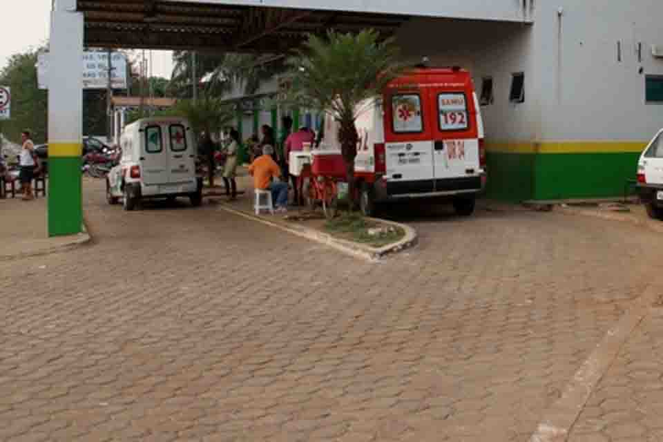 Homem é atacado a facadas durante roubo de celular na zona leste