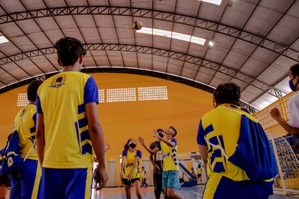 Abertas as matrículas para aulas de futsal no bairro Nacional