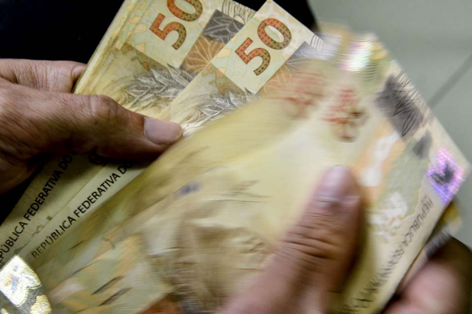 Beneficiários com Número de Inscrição Social final 5 recebem hoje o Auxílio Brasil