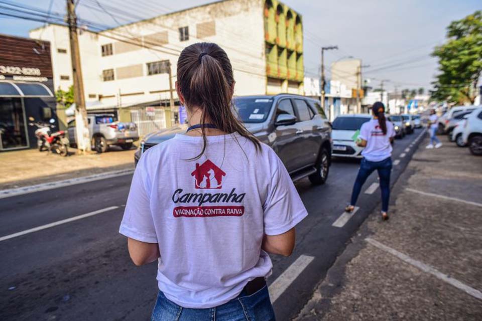 Pit-stop do Dia Mundial de Combate à Raiva lembra importância da vacina