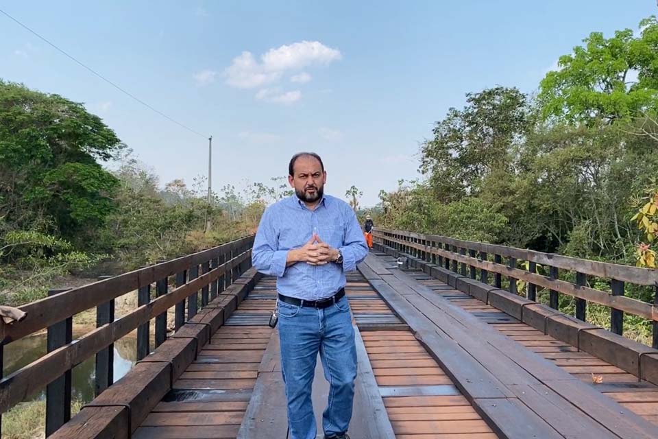 Laerte Gomes destaca conclusão de obra na ponte sobre o Rio Novo Mundo, em Alvorada do Oeste