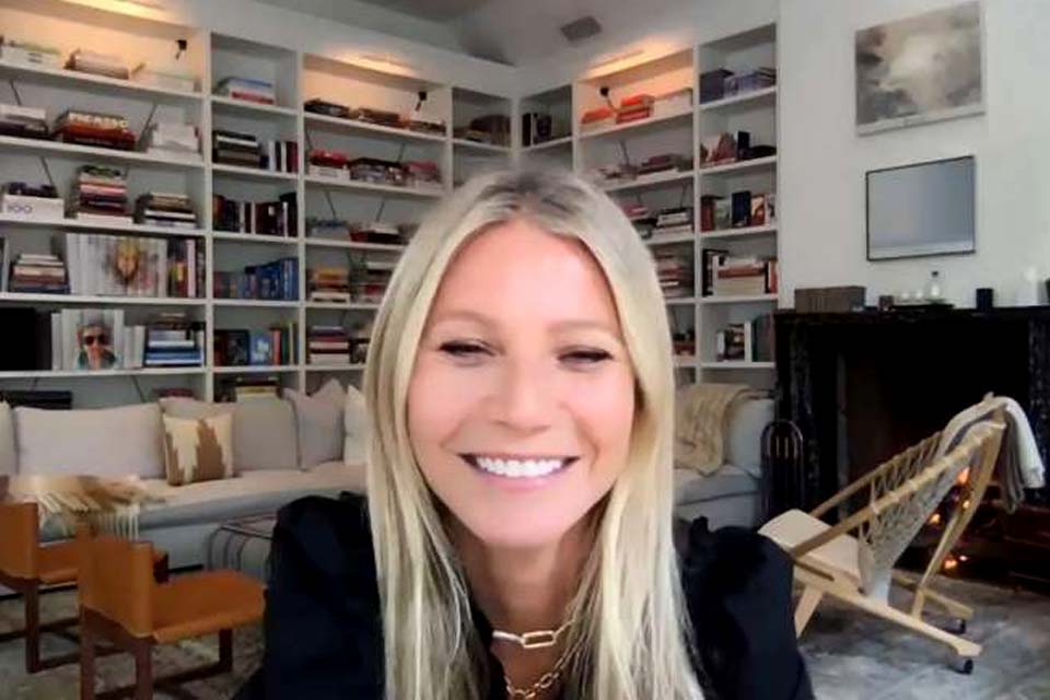 Gwyneth Paltrow revela quem a ensinou “tudo” sobre sexo oral