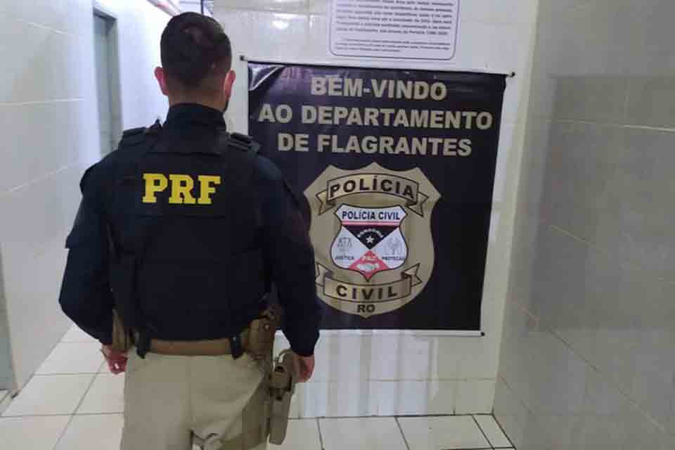 Homem embriagado é preso por espancar mulher em  Porto Velho