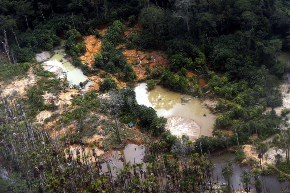 Entidades denunciam desmanche de reguladores da área de minério