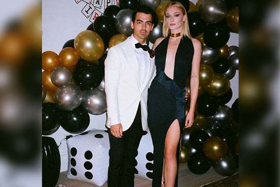 Sophie Turner dá à luz primeira filha com Joe Jonas