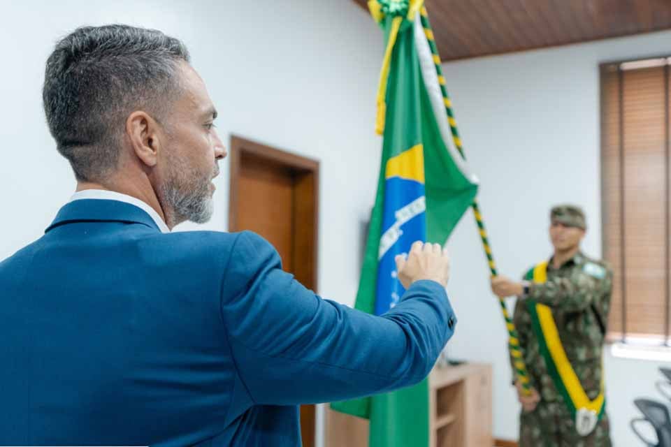 Prefeito Léo Moraes toma posse como presidente da Junta de Serviço Militar de Porto Velho