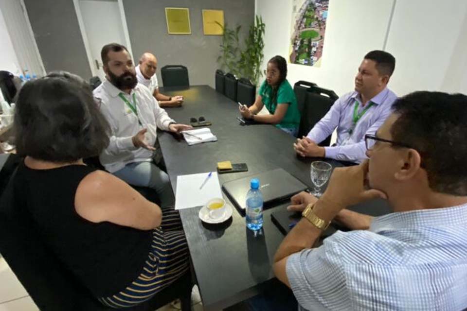 Prefeitura de Rolim de Moura busca parceria com Banco da Amazônia para implantação do programa Amazonas Florescer 