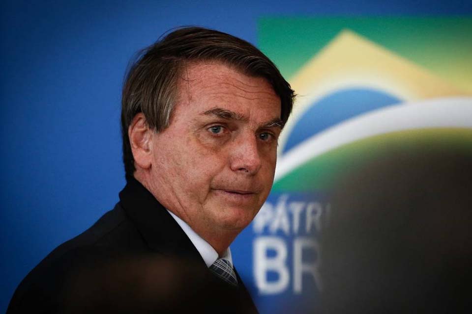 Bolsonaro veta projeto que reconhece ensino diferenciado em escolas rurais