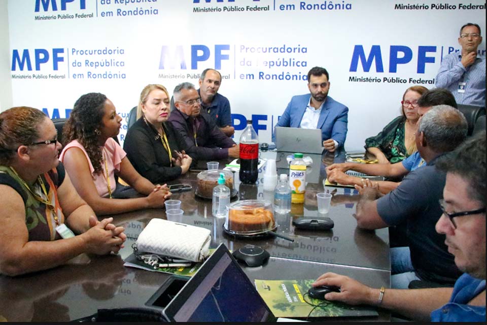 Em Porto Velho (RO), MPF ouve moradores da Gleba Rio Preto sobre falta de acesso a serviços públicos e transporte