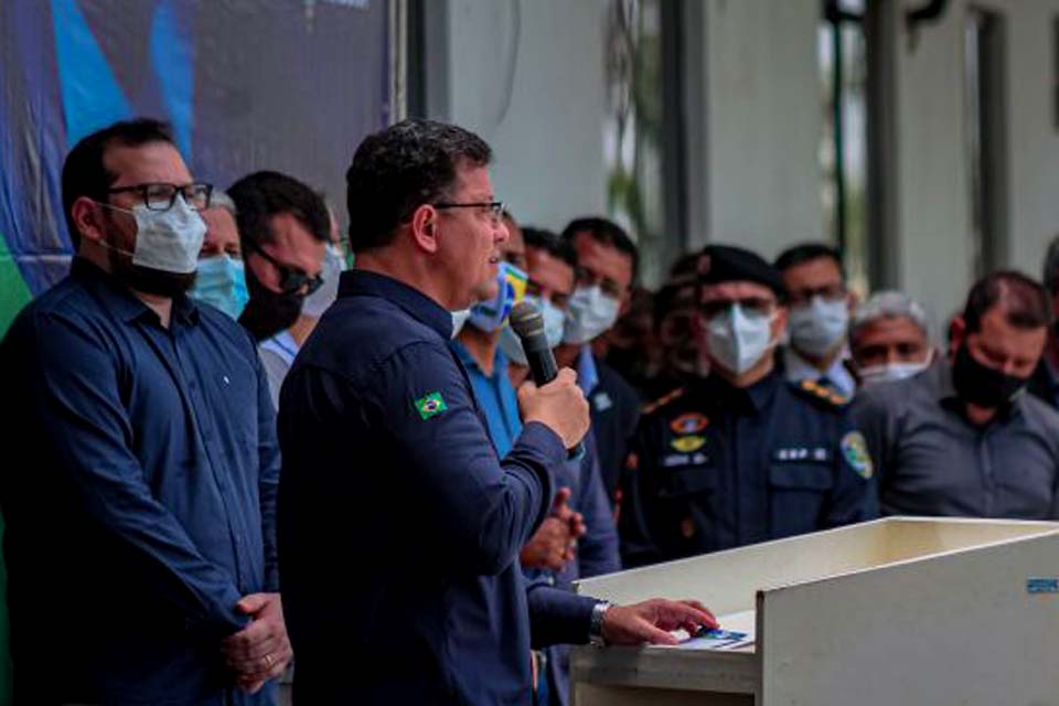 Presente na formatura de soldados do 2ª Batalhão da PM em Ji-Paraná, Marcos Rocha enaltece dedicação dos policiais militares de Rondônia