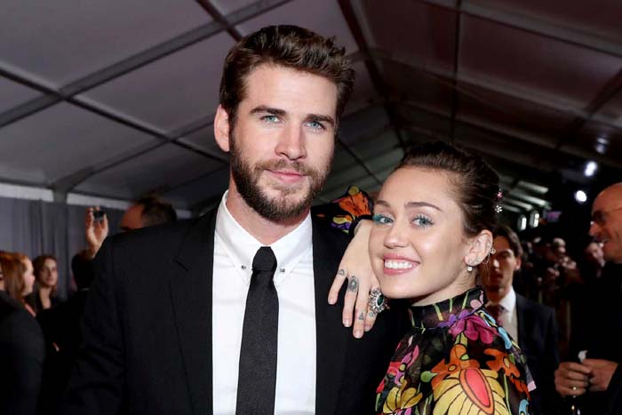 Miley Cyrus surpreende fãs ao enviar mensagem 'atrevida' ao marido