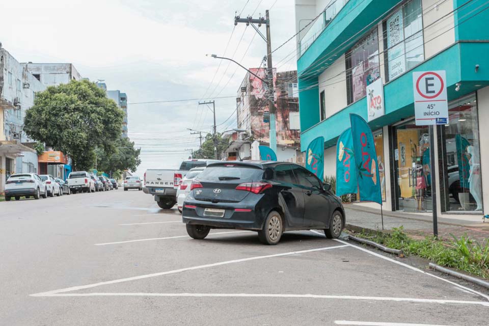 Prefeitura inicia sinalização de estacionamentos rotativos no Centro de Porto Velho