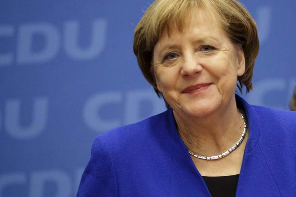 Angela Merkel é premiada na Nações Unidas por política dos refugiados