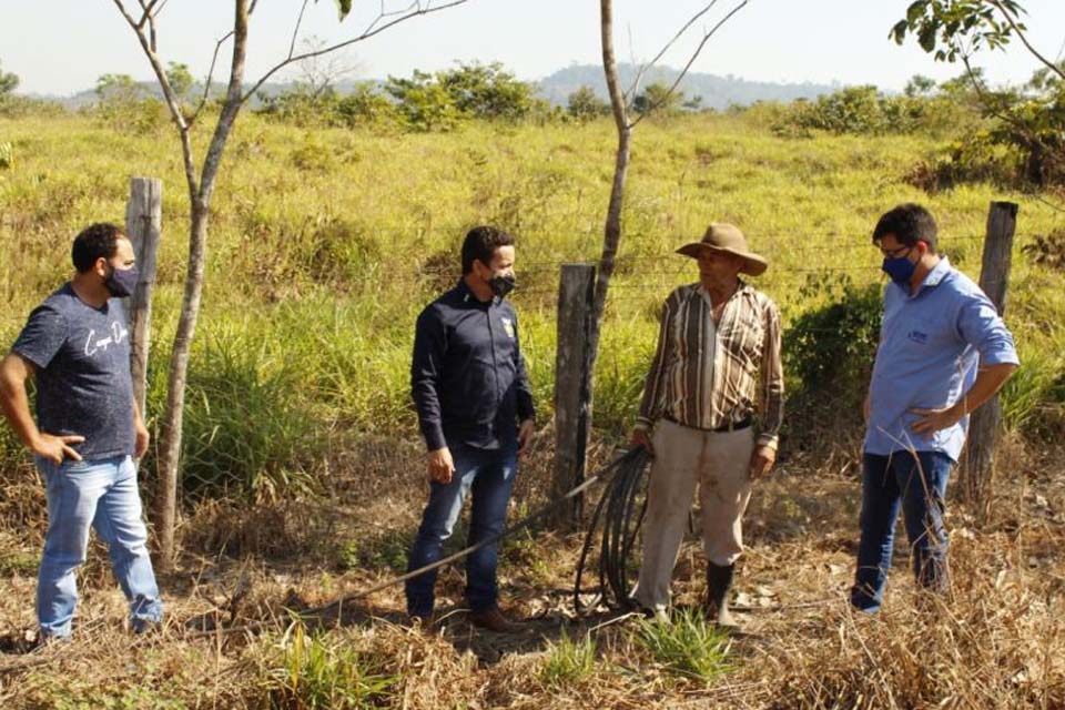 Trabalho de extensão de rede em Nova Conquista e Baixadão beneficia agroindústrias e comunidade local