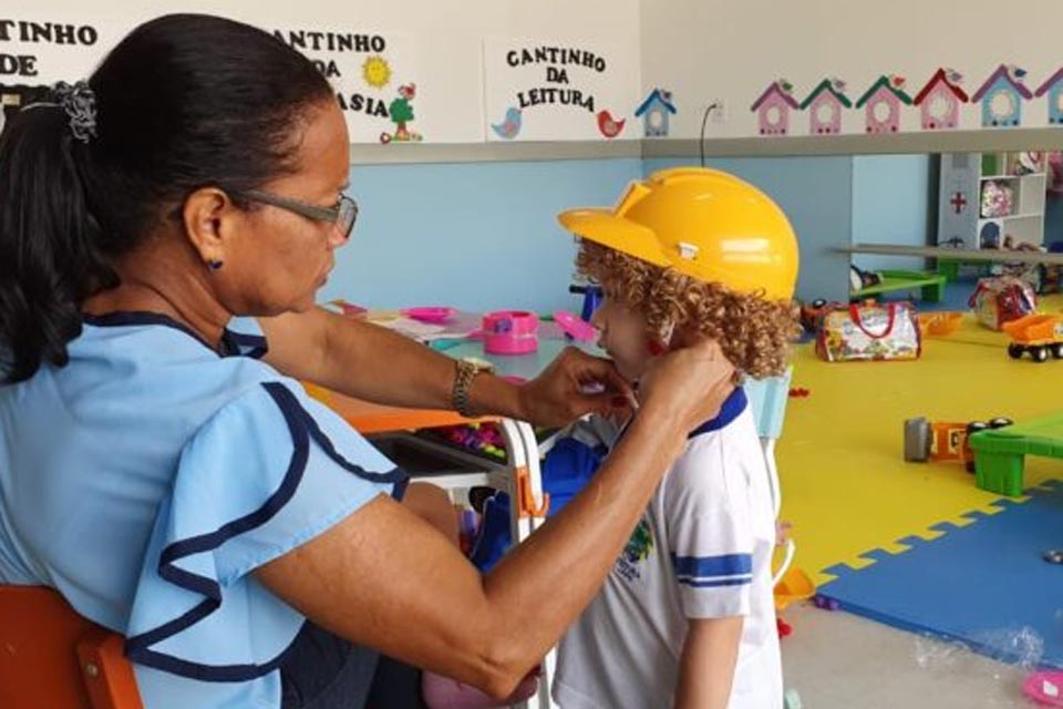 Chamada Escolar para matrículas de crianças de zero a três anos na rede municipal de ensino de Jaru