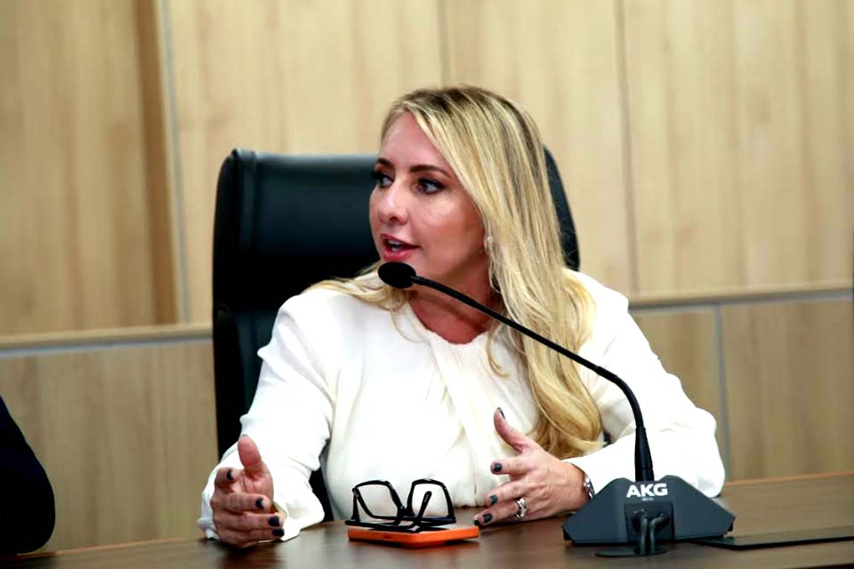 Ieda Chaves solicita ao Governo a implementação de videomonitoramento em Rolim de Moura