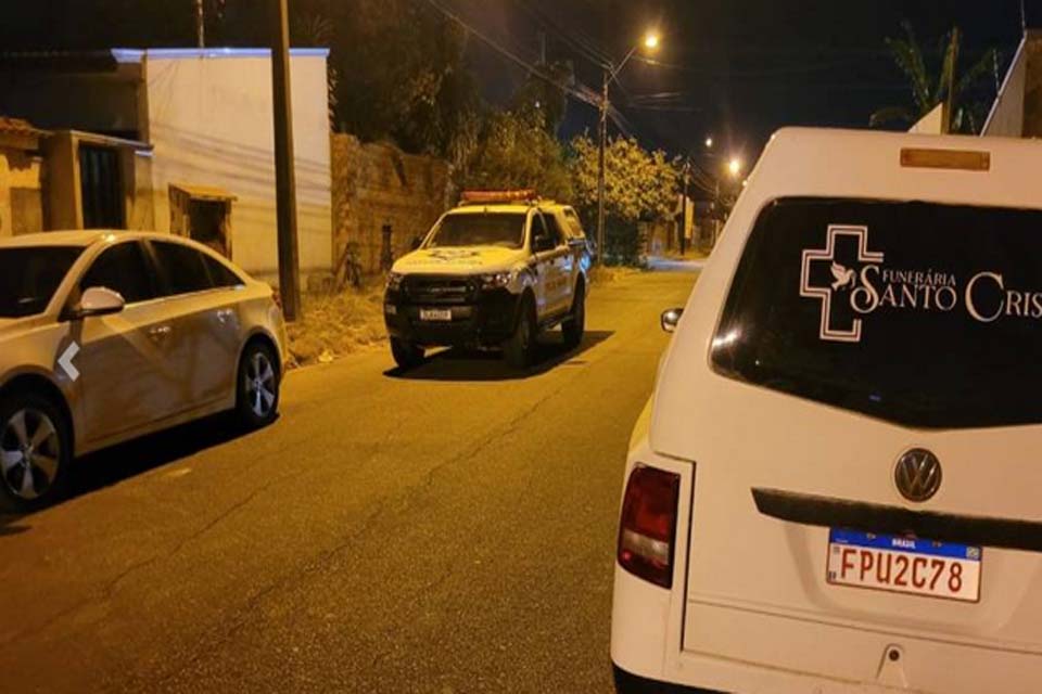 Homem é assassinado com facadas no pescoço em Vilhena