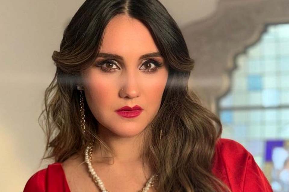 Dulce Maria agradece aos fãs após ingressos para turnê do RBD esgotarem