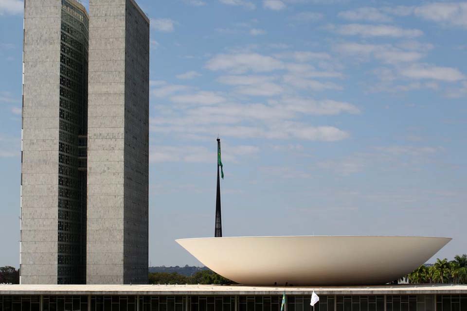 Plenário do Senado aprova indicações para Cade e agências reguladoras