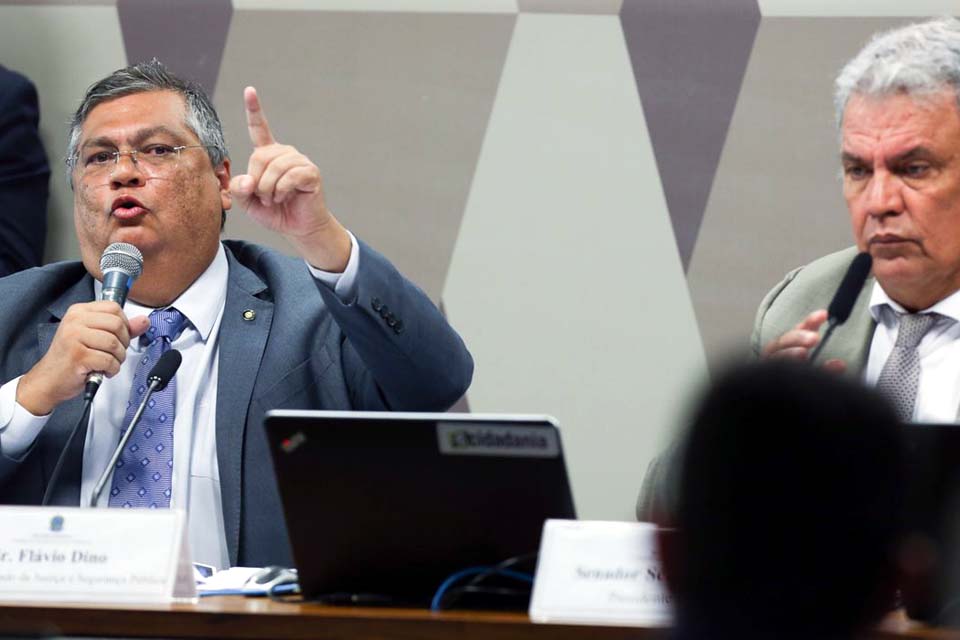 Flávio Dino revela que ministério tem R$ 2,4 bilhões não utilizados