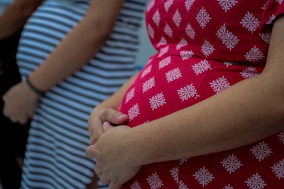 Lei assegura assistência integral à saúde mental e bucal de gestantes em Rondônia