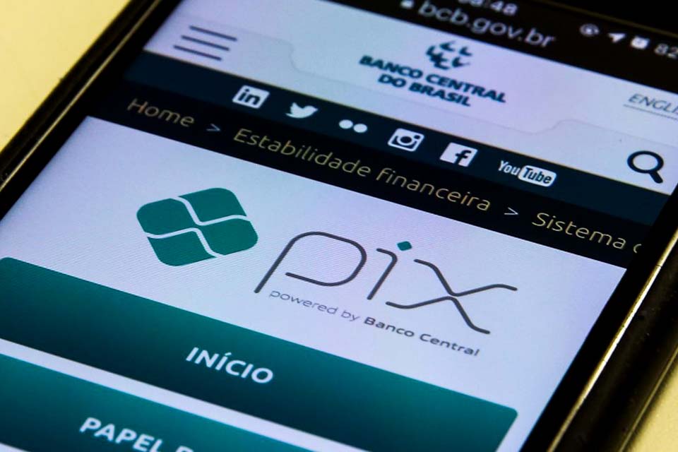 BC adia para março início de cobranças no Pix para datas futuras