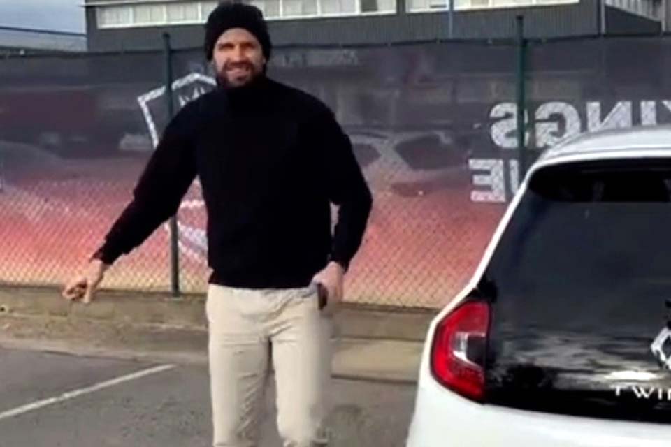 Gerard Piqué fez marketing gratuito para marca de carro com o objetivo de irritar Shakira, afirma representante