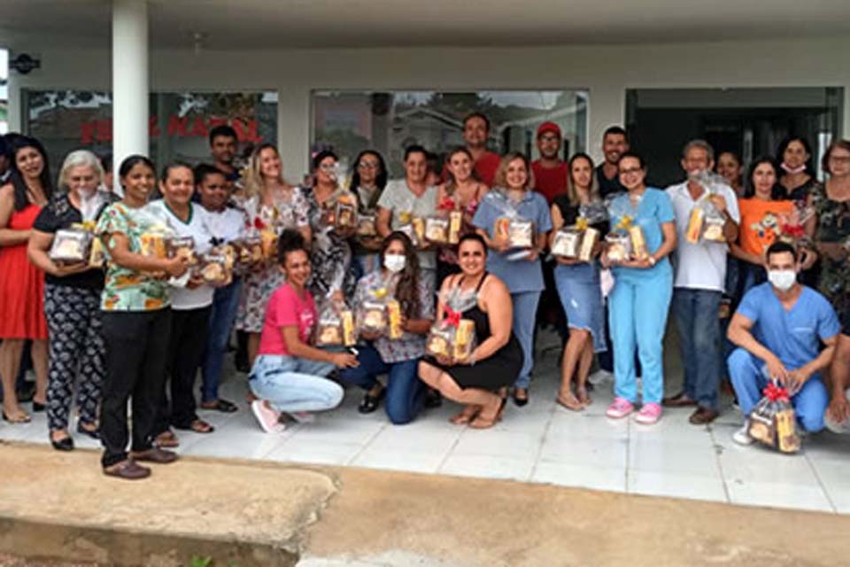 Equipe do Hospital Municipal da Estância Turística realiza confraternização de fim de ano