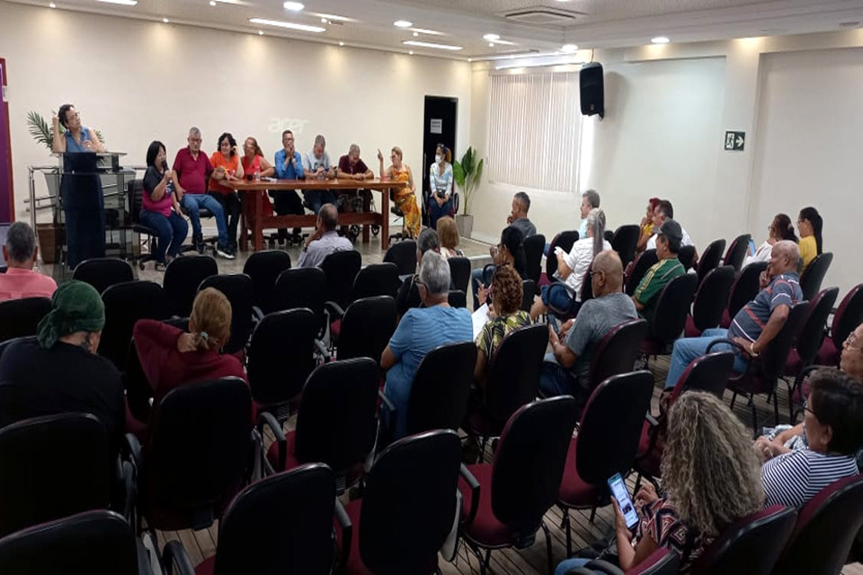 Delegados eleitos para o Congresso da Condsef/Fenadsef se reúnem em Porto Velho para estudo de teses