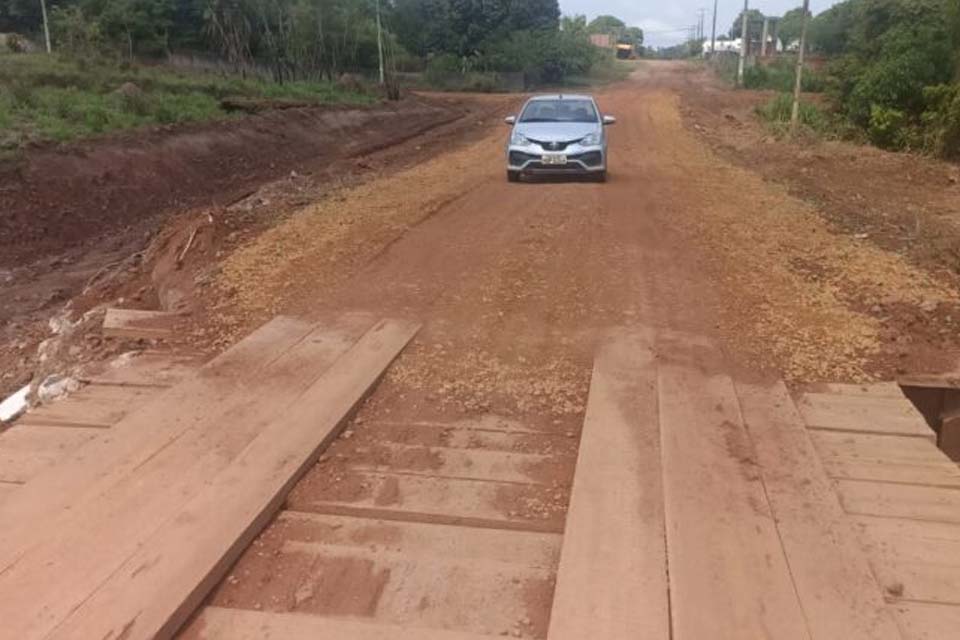 Semosp constroi ponte na avenida 7 de Setembro, interligando o Beira Rio com o Jardim Tropical