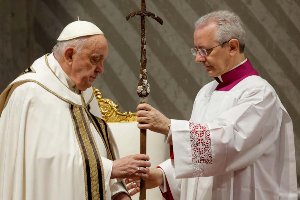 Vaticano confirma Papa na Vigília Pascal após não participar na Via-Sacra