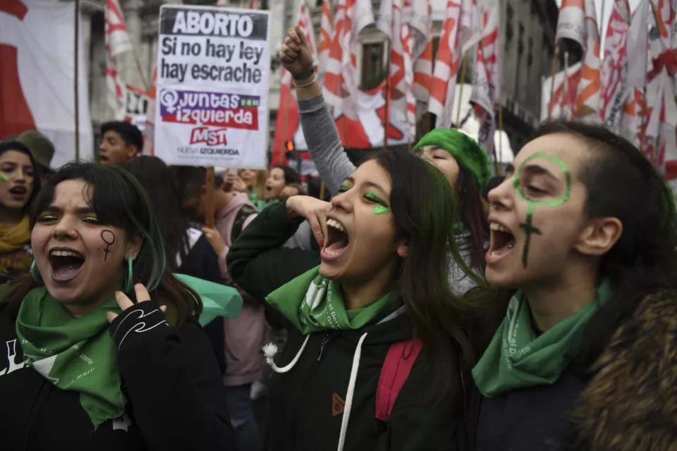 Argentina se prepara para nova batalha pela legalização do aborto