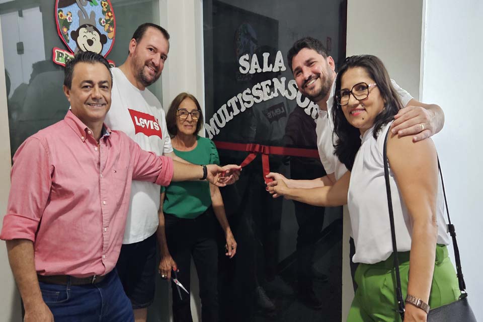 Jean Mendonça participa de inauguração da sala multissensorial na Apae de Espigão