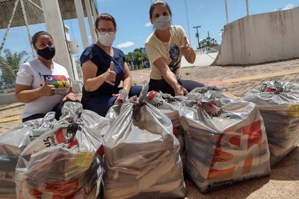 Semas distribui alimentos para famílias em vulnerabilidade social