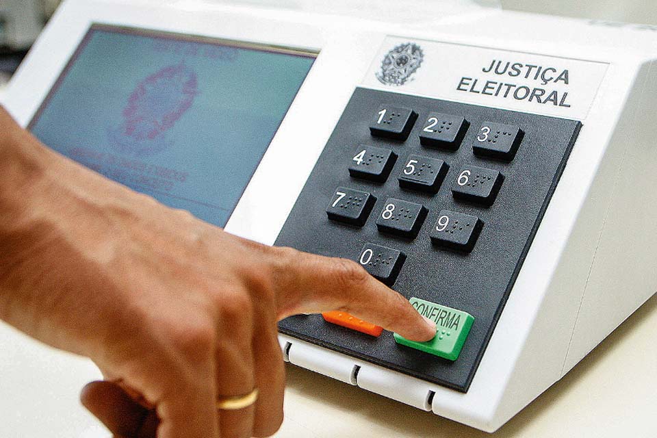 Período eleitoral em Rondônia – Prefeito publica decreto abordando condutas proibidas a servidores públicos