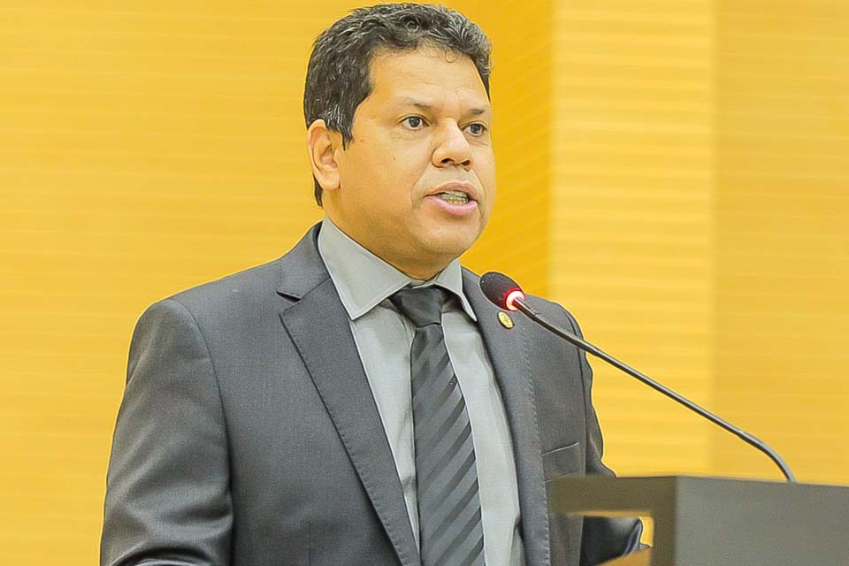 Lei do deputado Jair Montes contra Assédio Moral no serviço público estadual é sancionada pelo Governador Marcos Rocha