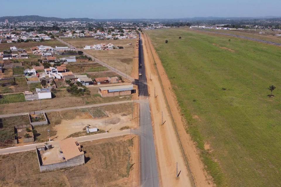 Prefeitura conclui obras em trecho de 1.400 metros na Avenida Candeias