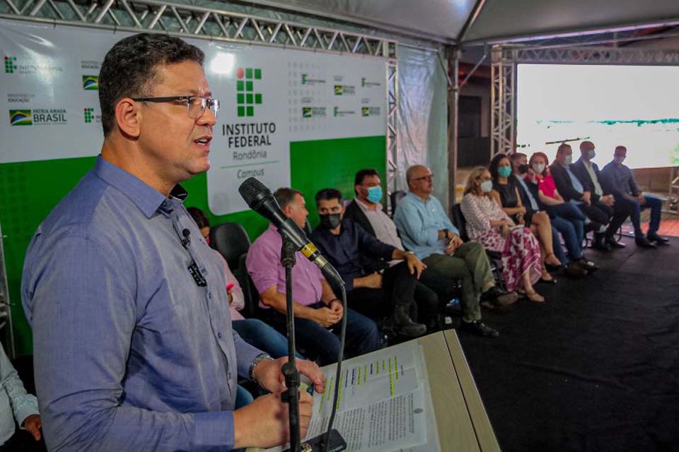 Governador Marcos Rocha destaca avanço do Ifro Campus Jaru durante visita do ministro da Educação