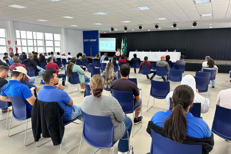 Instrutores de trânsito reforçam conhecimentos durante Encontro Pedagógico, em Vilhena