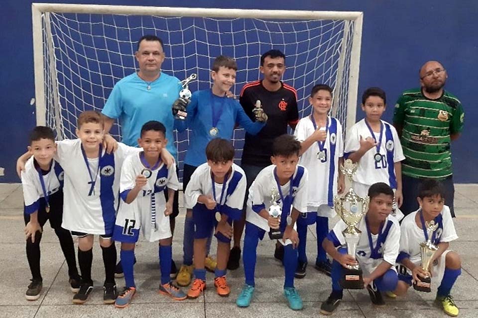 Taça Futsal de Base agita garotada jaruense