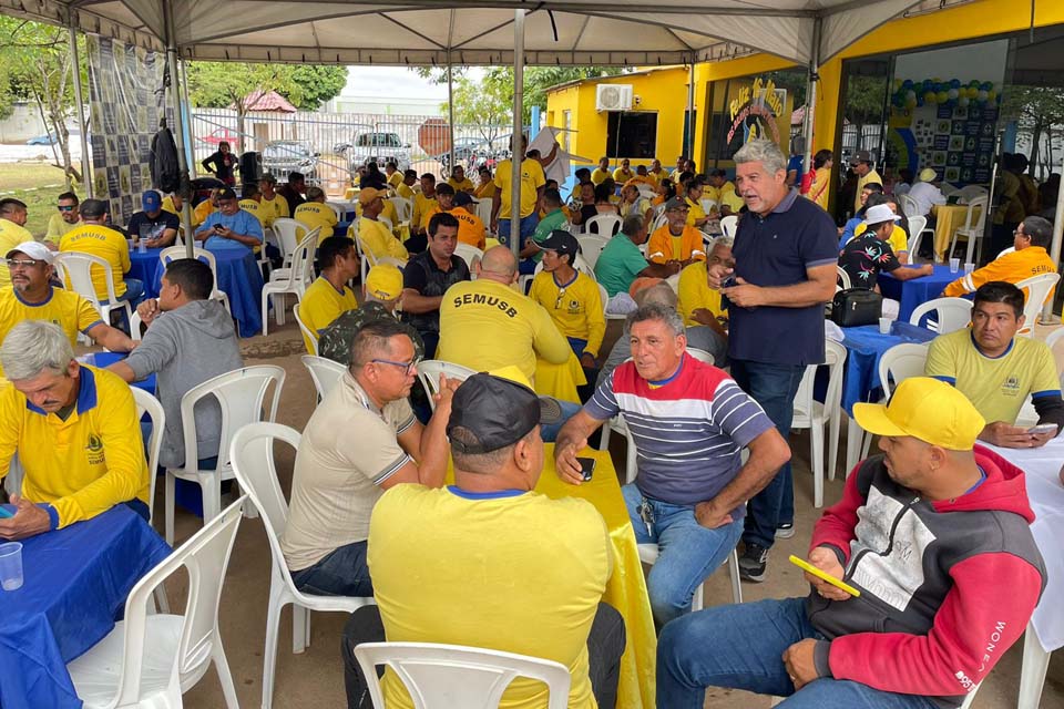 Almoço homenageia profissionais da limpeza urbana porto-velhense