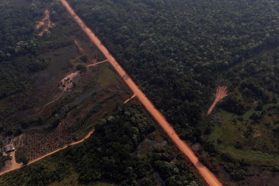 Folha – Seca severa é usada para pressão por BR-319 na Amazônia, que liga Rondônia ao Amazonas 