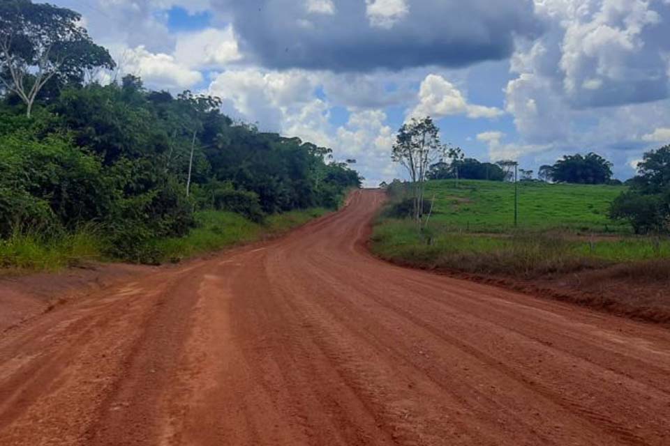 Manutenção e serviços de patrolamento na rodovia 010 é concluído