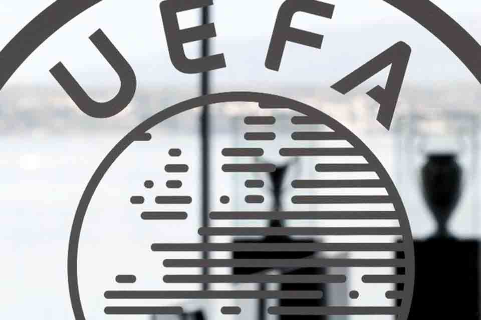 Uefa condena invasão russa na Ucrânia e fará reunião extraordinária