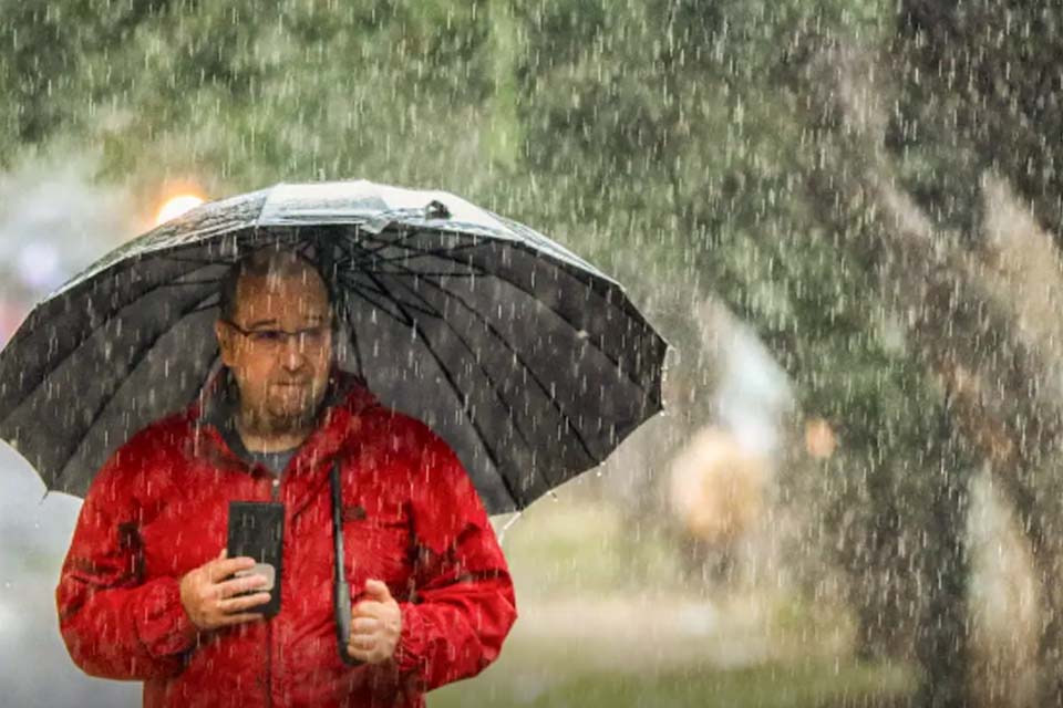 PREVISÃO DO TEMPO: Sol entre nuvens e pancadas de chuva marcam este sábado de Finados no Norte