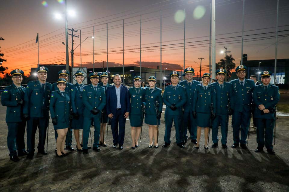 Deputado Estadual Cirone Deiró prestigia promoção de policiais militares do Curso de Habilitação de Oficial de Administração