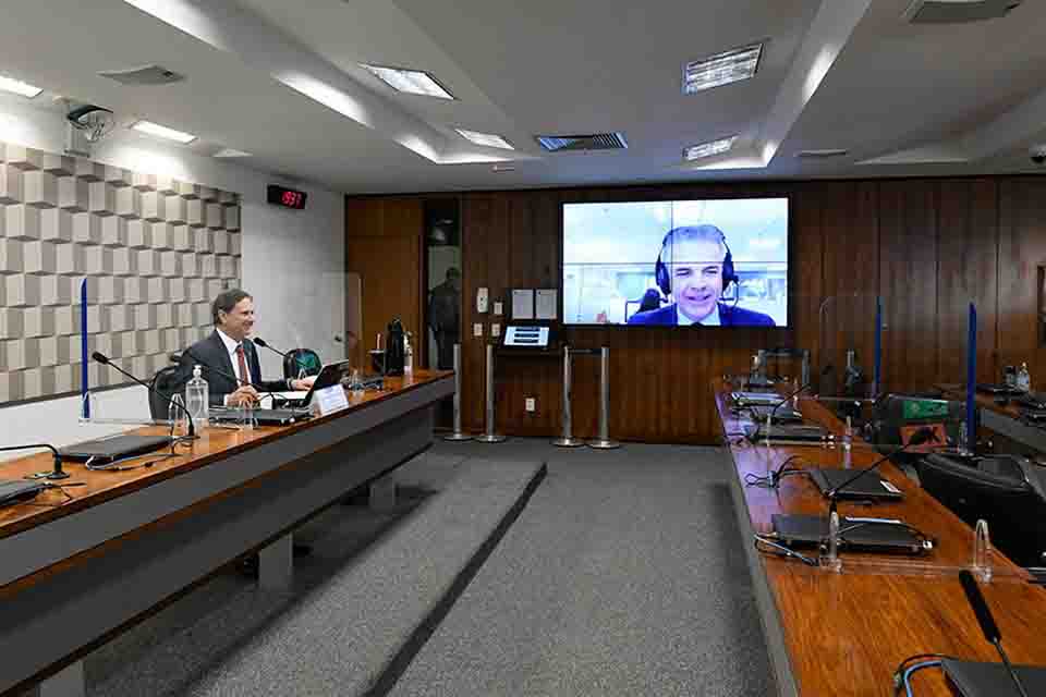 Senador Acir Gurgacz  afirma que a tecnologia e a inovação estão na base do desenvolvimento da agricultura brasileira